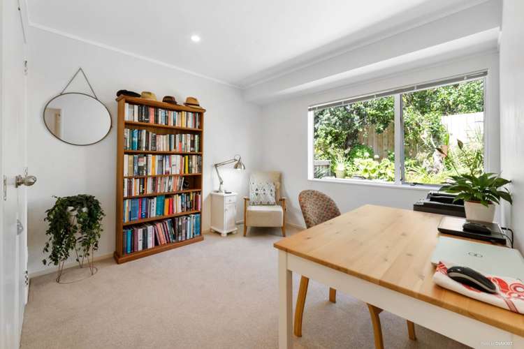 3/28a Godley Road Green Bay_7