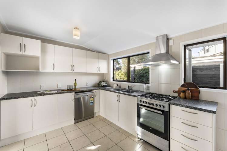 193 Abbotts Way Remuera_8