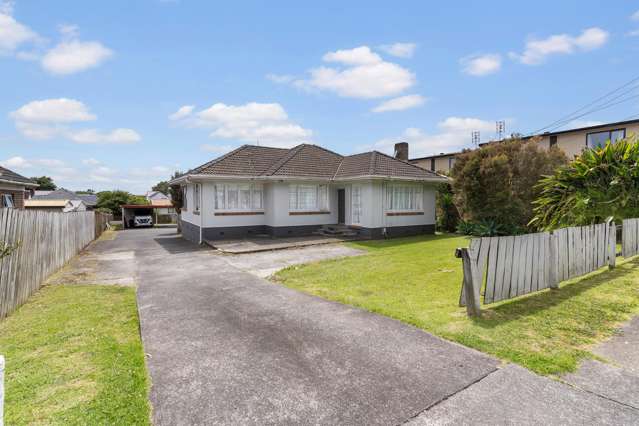 71 & 71a Station Road Papatoetoe_1