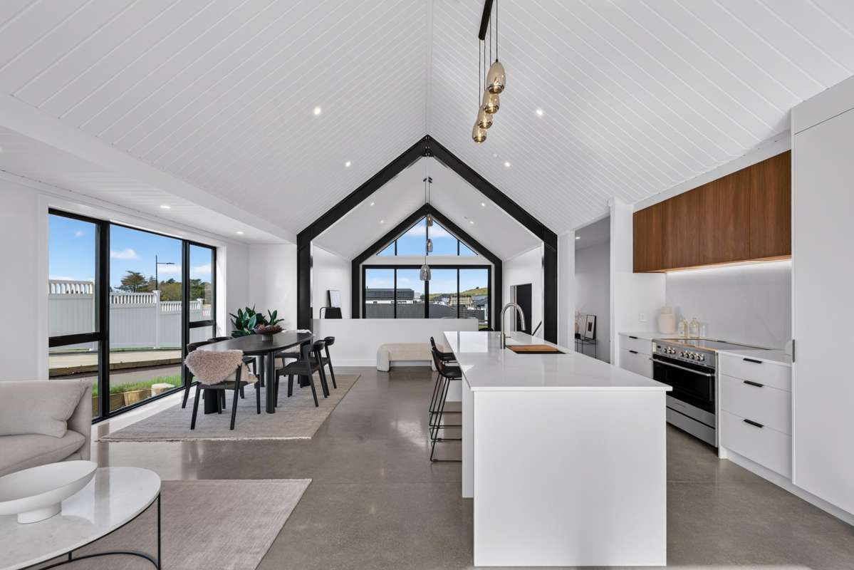 21 Annie Aranui Drive_4