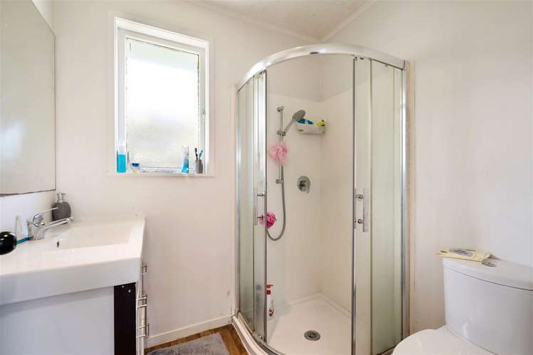 53 Chorley Avenue Massey_21