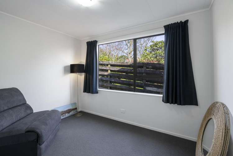 43 Riversdale Drive Merrilands_17