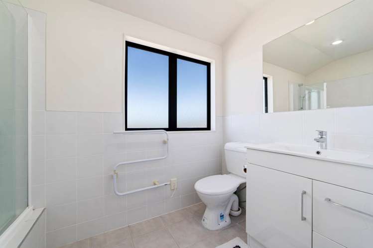 39/22 Northcross Drive Oteha_12