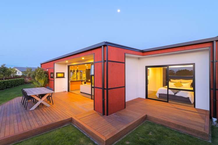 66 Fairose Drive Richmond_19