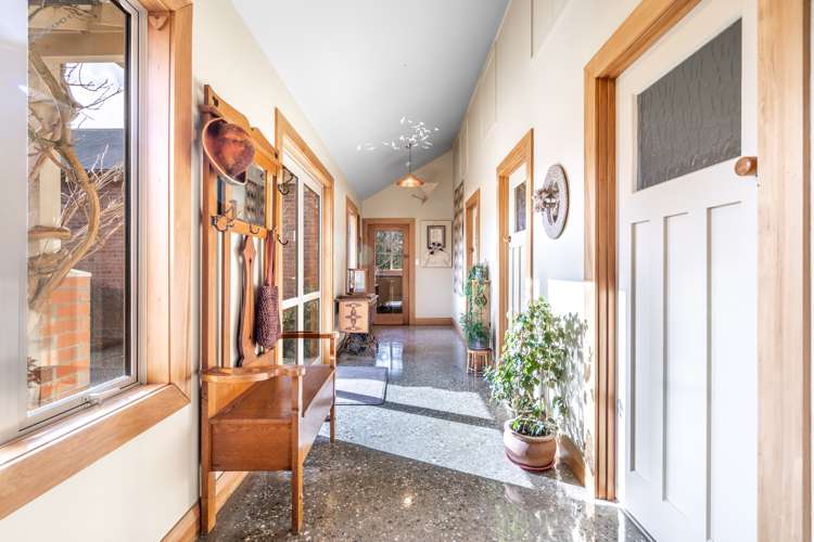 7 Waimea Valley Road Gore Surrounds_9