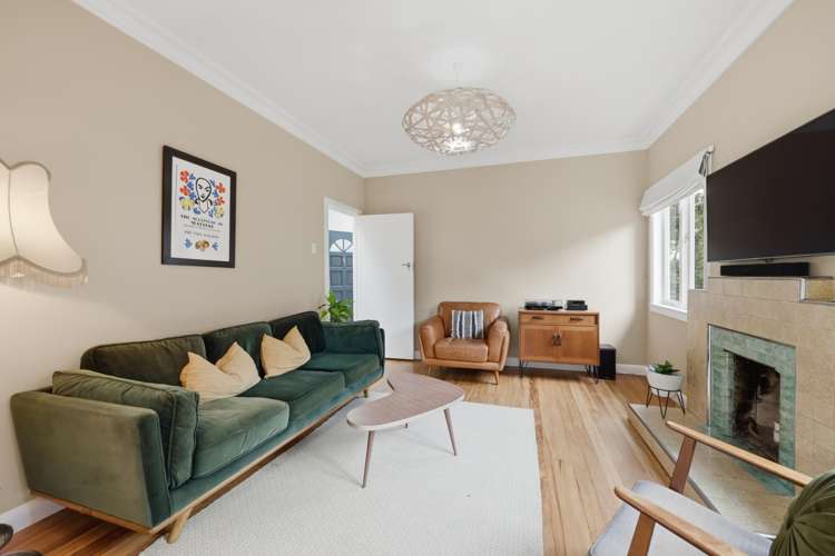 67 Owairaka Avenue Mount Albert_10