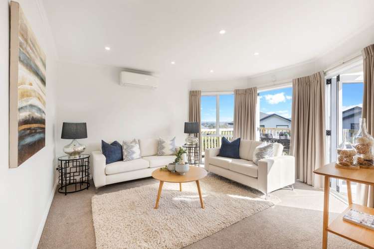 10 Mackay Drive Greenhithe_5