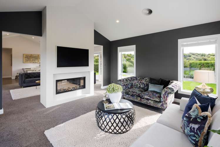 25 Alan Livingston Drive Cambridge_14