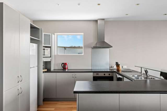 3/90 Customhouse Street Gisborne_1
