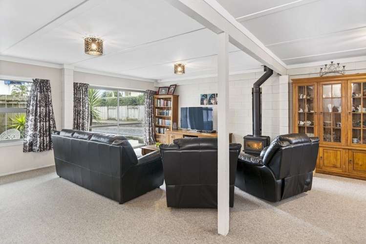 39 Percy Road Papamoa_15