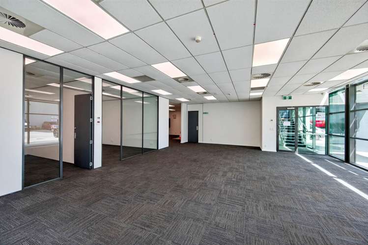 Unit E/38 Highbrook Drive East Tamaki_9