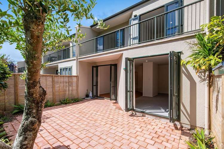 270 Sunset Road Windsor Park_12