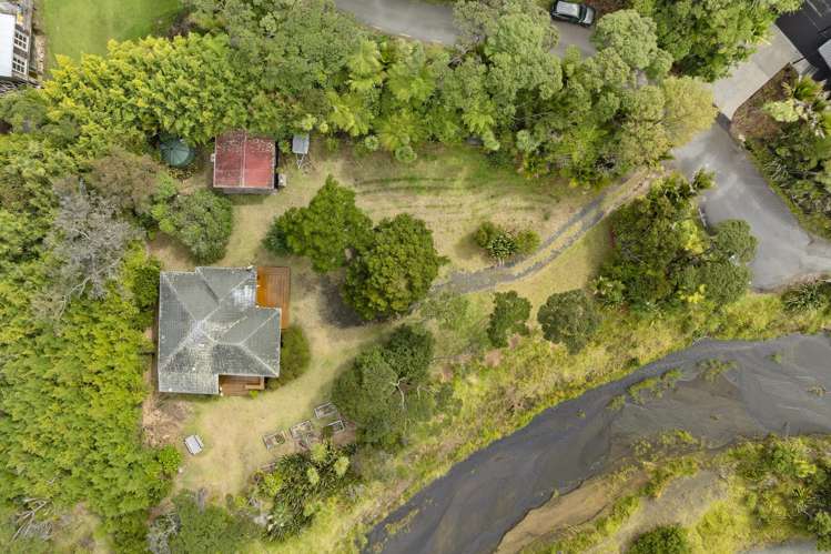 7 Tasman View Road Bethells Beach_10