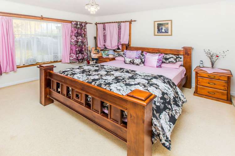 12 Tiki Street New Lynn_12