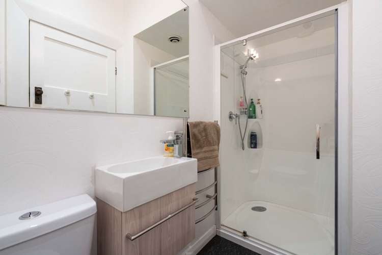 92 Kenmure Road Kenmure_14