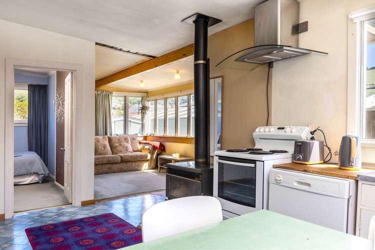 65 Broadway Picton_7