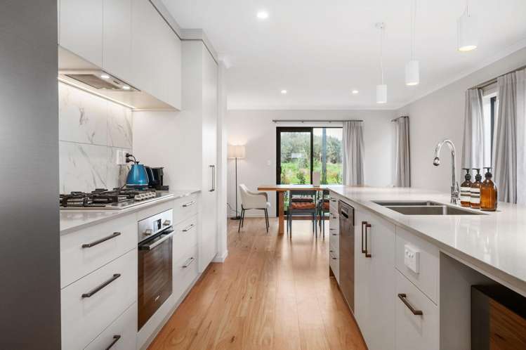 65 Waireka Road Rototuna North_4