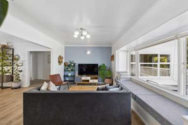 22 Sunset Street_4