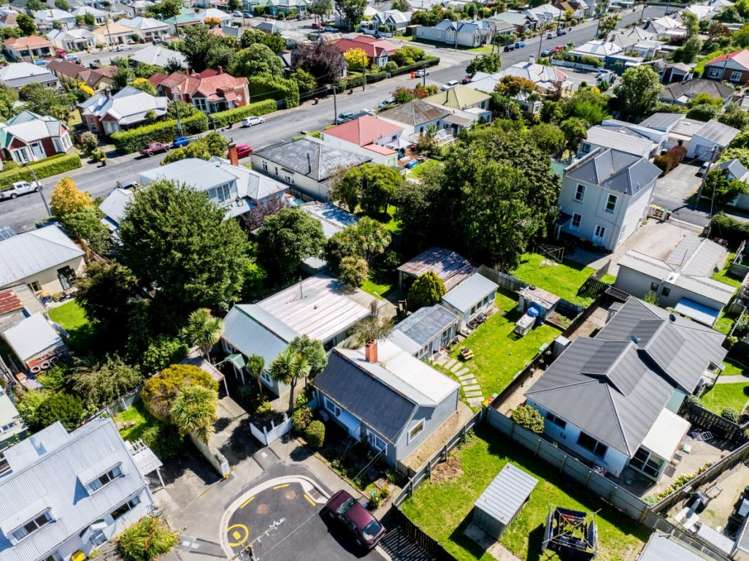 8 Jura Street North East Valley_13