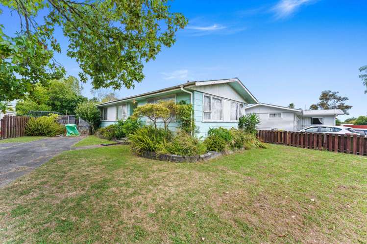 8 Winiata Terrace Papakura_13