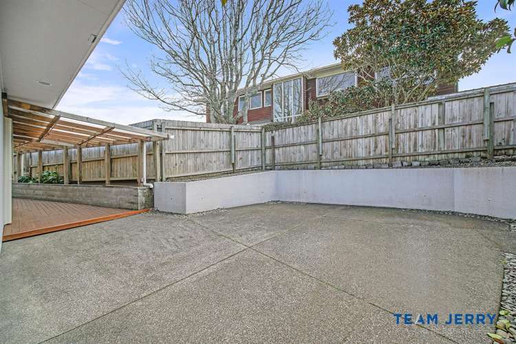 2/9 Mccrystal Avenue Bucklands Beach_17