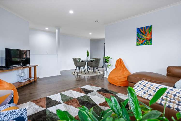 88 Triangle Road Massey_8