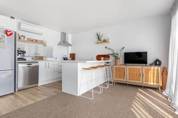 18/31 Reynolds Place Papamoa Beach_2