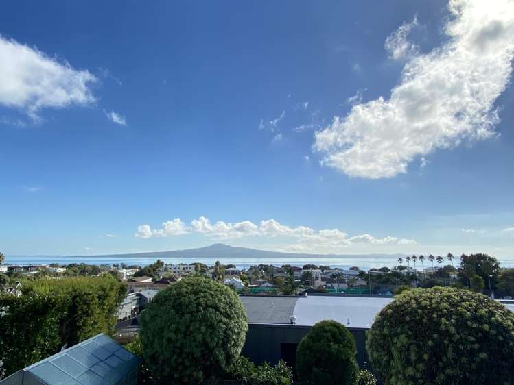 20 Siota Crescent_0