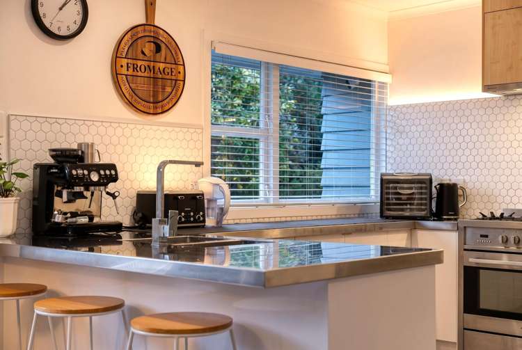 29 Chesham Avenue Waipahihi_9