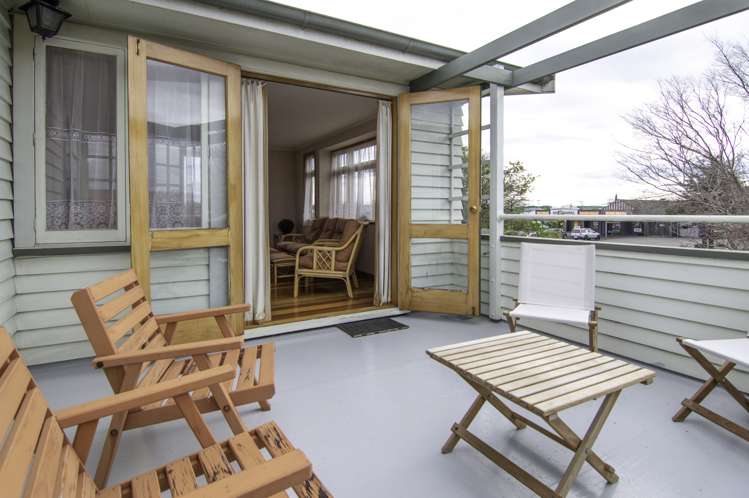 542 Church Street Terrace End_8