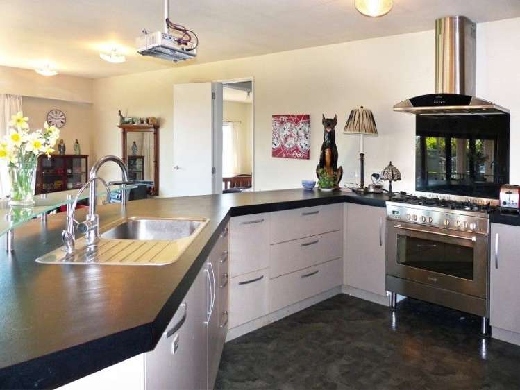 89 Totara View Road Wakefield_6