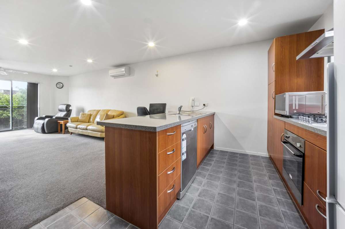 67/42 Holly Street_1
