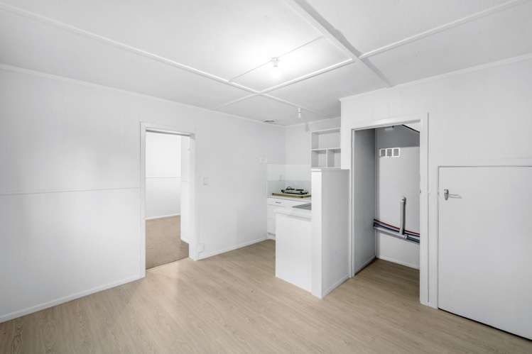 123 Bellevue Road Brookfield_14