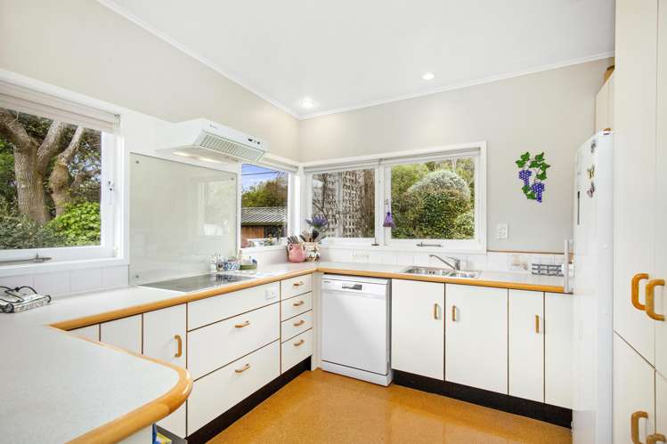 27 Penrose Street Woburn_10