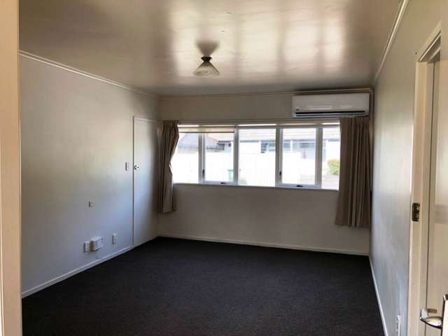 12a Claude Road Epsom_1