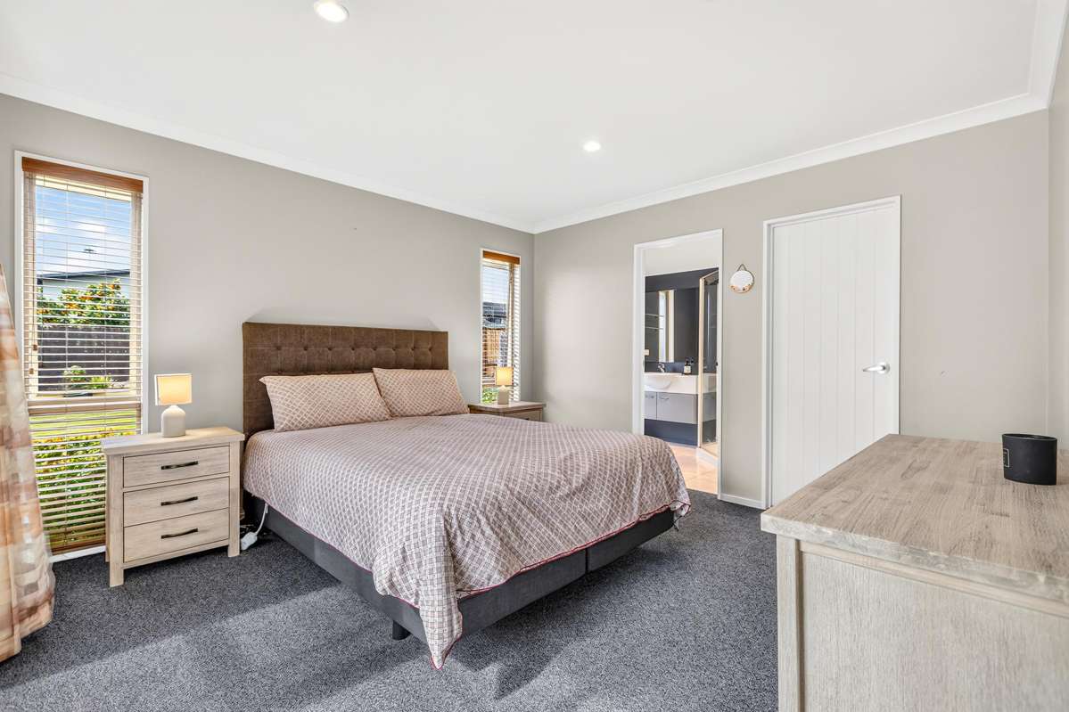 55 St James Drive_3