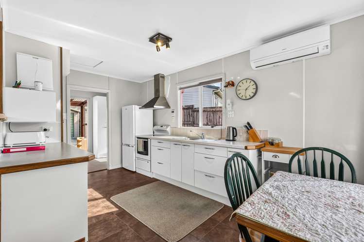88 Clyde Street_5