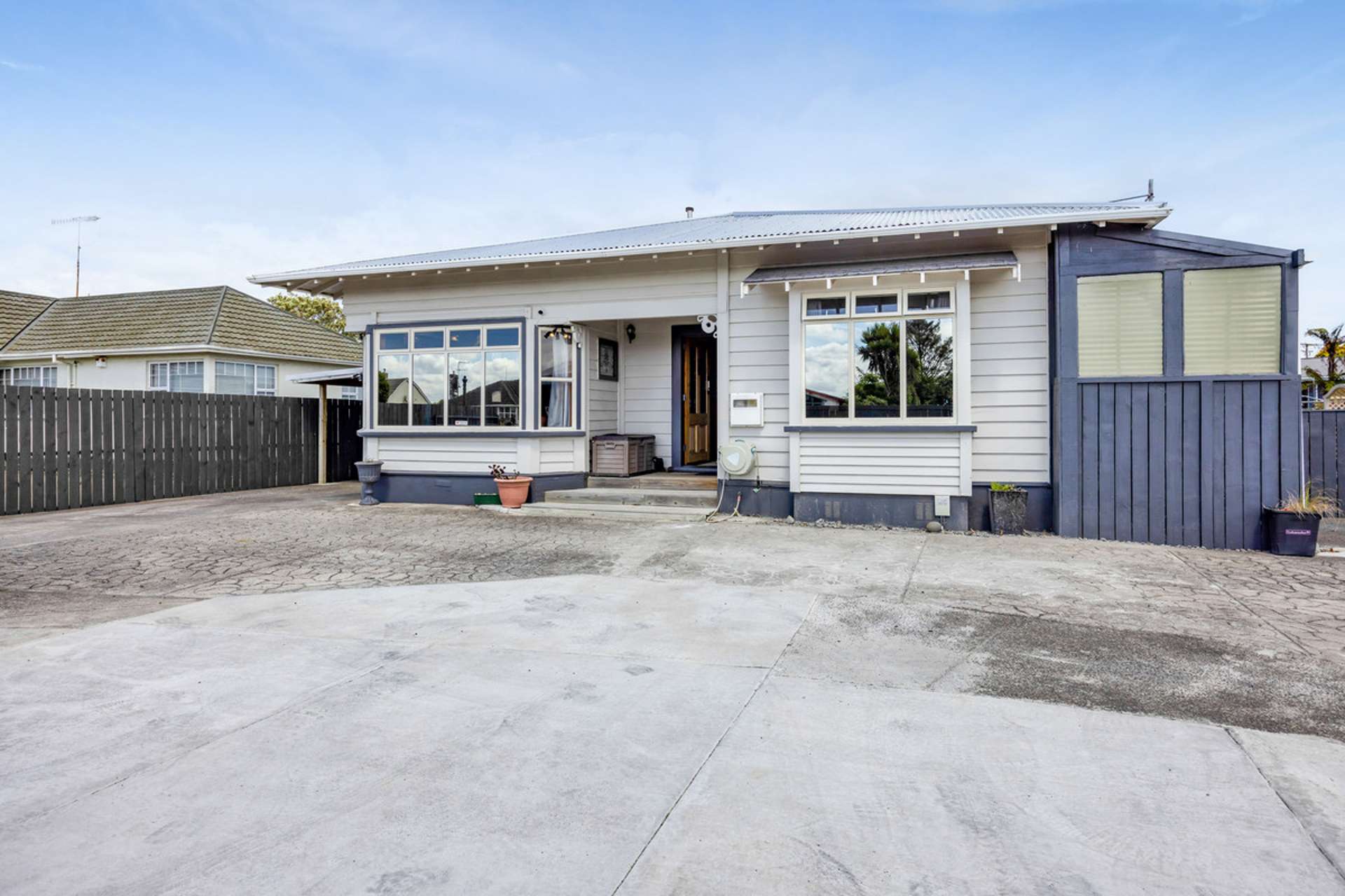 231 Glover Road Hawera_0