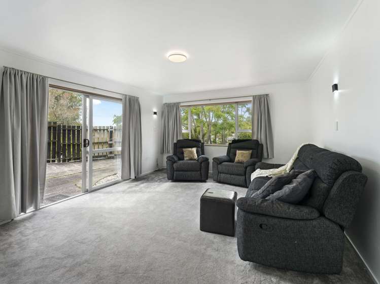 2/39C Coronation Road Hillcrest_1