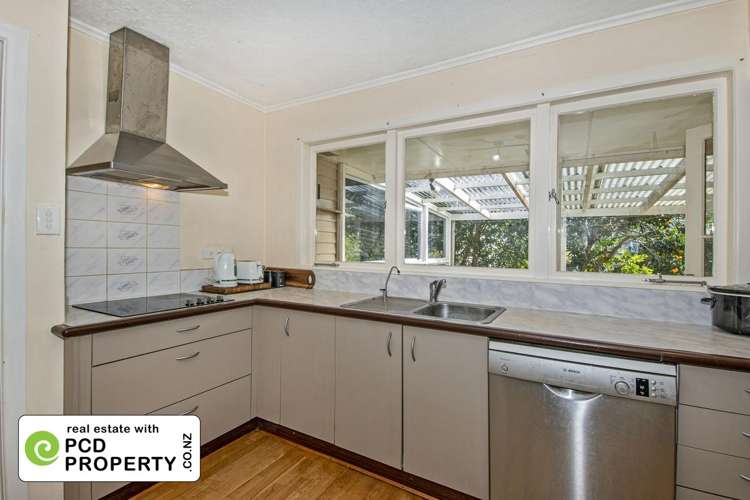 6 Adams Place Te Kamo_5