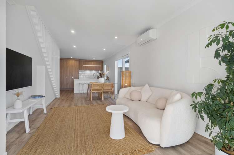 106 Pallida Crescent_4