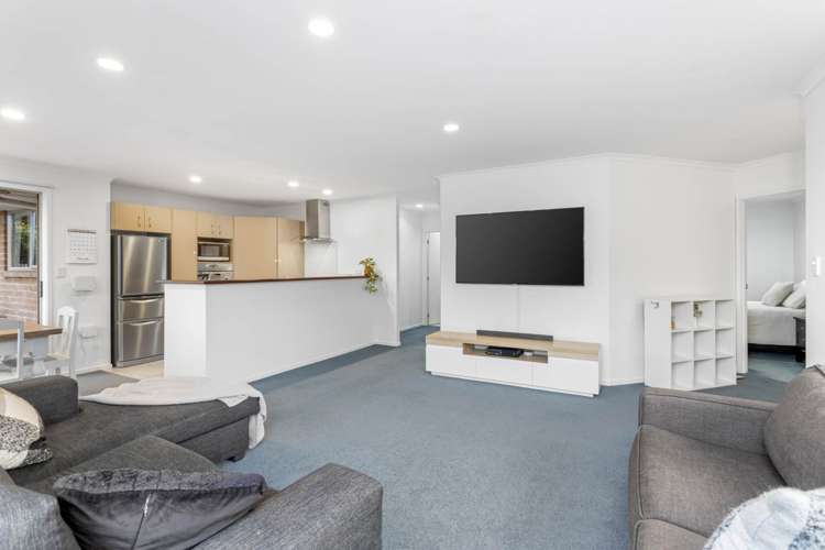 17 Kestrel Heights Arkles Bay_6