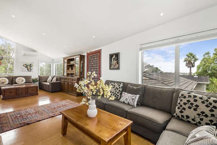 5 Saddleback Rise Murrays Bay_1