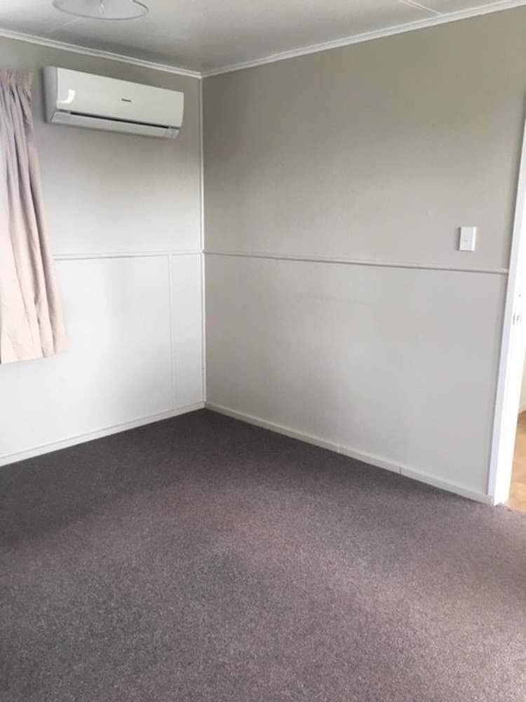 299 Glenbrook Beach Road Glenbrook_9