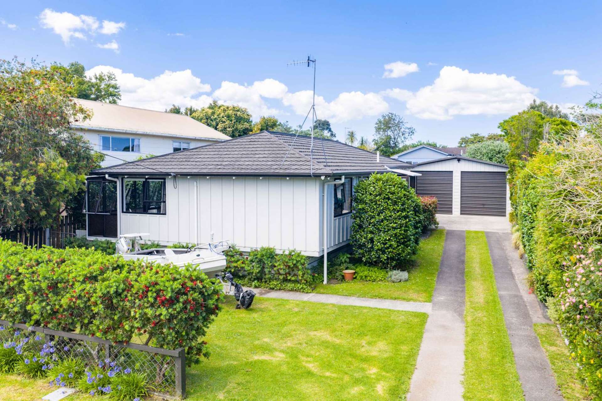 17 Pyle Road West One Tree Point_0