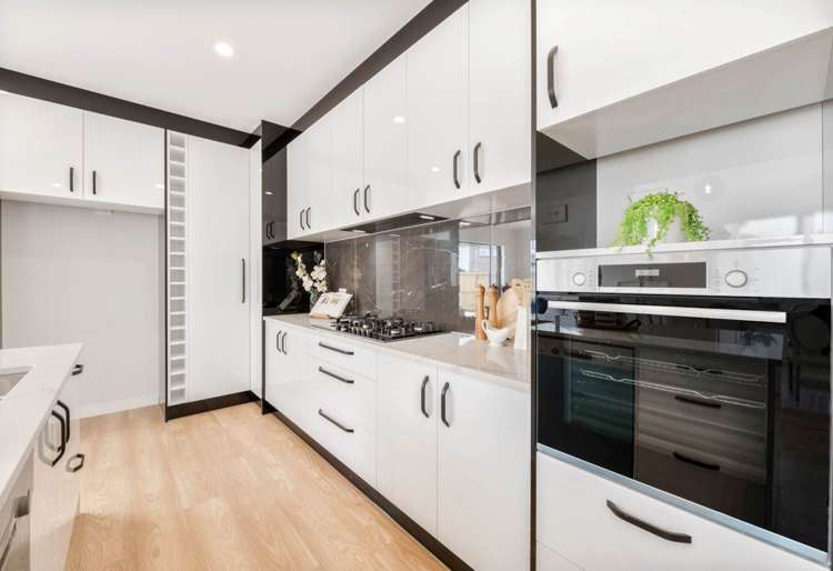72 Ksenia Drive Flat Bush_6