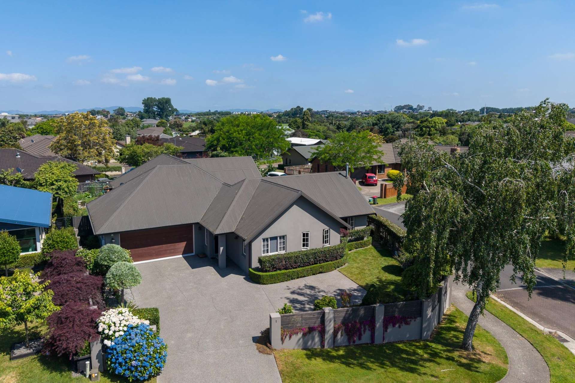 1 Westbury Mews Huntington_0