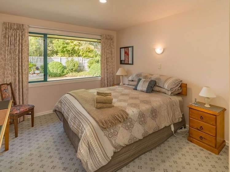 10 Ardilea Avenue Stoke_19