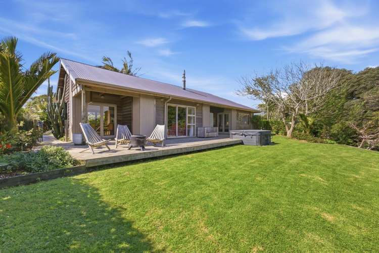 72D Wairau Road_0