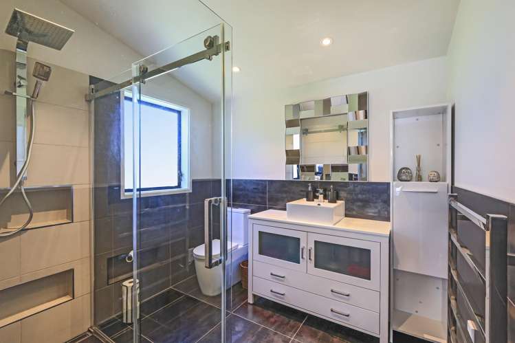 7 Longlands Road East Longlands_1